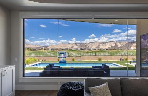 St. George House | Oasis On The 9th