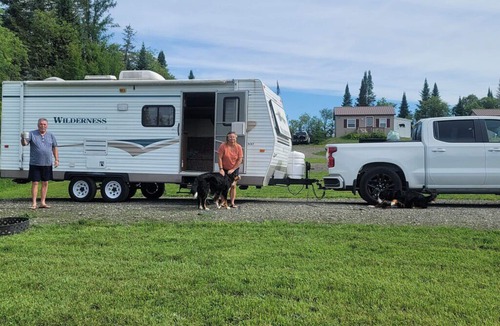 Stewartstown RV Rental | 08) The RV Campsite 4