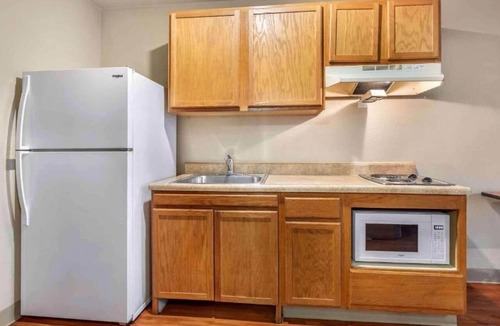 Shreveport Apartment | 1 Full Bed | Non-Smoking, Kitchen