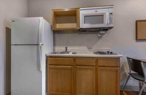 Bossier City Apartment | 1 Full Bed | Non-Smoking, Kitchen