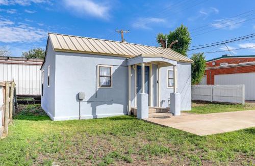 Portales House | < 1 Mi to ENMU: Pet-Friendly Home in Portales!