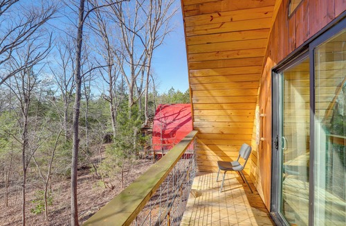 Mill Spring Cabin | 1 Mi to TIEC: Peaceful Mountain Cabin
