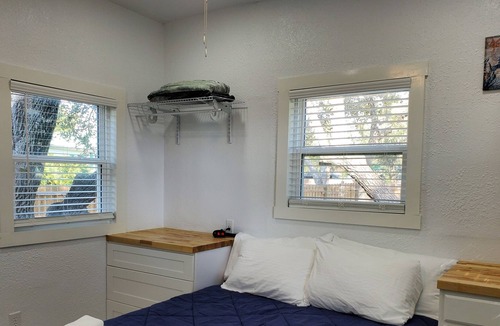 Fulton Cabin | 10th Street Retreat! Cute cottage tucked away on a quiet, private half acre.