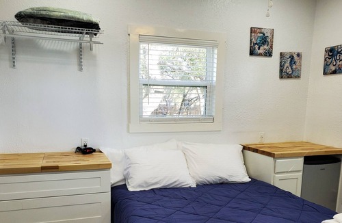 Fulton Cabin | 10th Street Retreat! Cute cottage tucked away on a quiet, private half acre.
