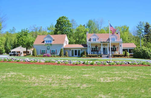 Bowman House | 12 BR/13.5 BA Inn w/Views of White Mountains & Heated Pool