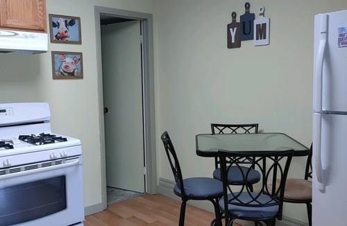 Derrick City Apartment | 12 mechanic, 2nd Floor, close , rest. , grocery shops. Above Players Nightclub.