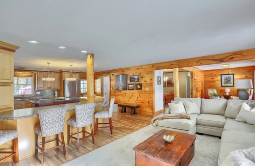 Sigel House | 15% off Spring Special - Wifi - Family and Pet Friendly - One Level