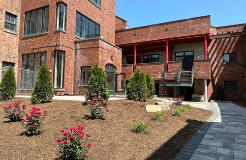 Albany Apartment | 2 bdrm Modern & Hip Apt with Private Patio