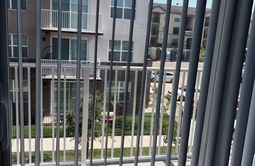Oak Cliff Apartment | 2-bedroom apartment in nice Dallas with fitness room, AC