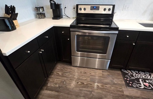 Frisco Square Apartment | 2-bedroom, Pool View, w/2bths UNIVERSAL KIDS 5 mins away, WORLD CUP in Frisco!