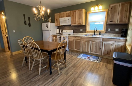 Benezette Cabin | 2 Bedroom w/King, 1 Bath across from Visitors Center- 4-Night Stay Discounts