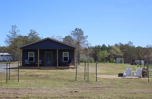 Benezette Cabin | 2 Bedroom w/King, 1 Bath across from Visitors Center- 4-Night Stay Discounts