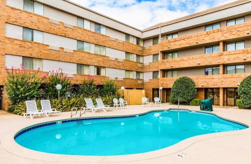 Tulsa Apartment | 2 Full Beds|Nsmk|Tulsa