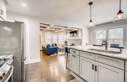 Clintonville House | 2 King Beds, Close to OSU, Zoo & Columbus' Best!