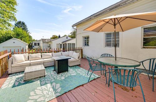 Newark House | 2 Mi to Dtwn Newark: Pet-Friendly Home!