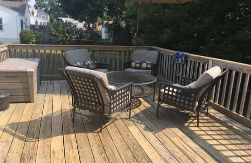 Narragansett Cottage | 2024-2025 school year rental — Scarborough Beach