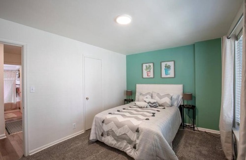 Downtown Salt Lake City Apartment | 237 Center Place