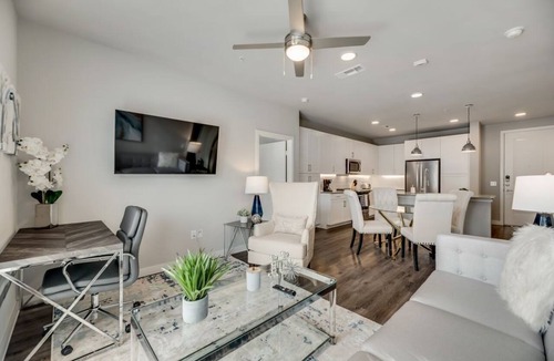McKinney Apartment | 25% off 2BD - Lounge - HWY75/399 - McKinney - MCK203
