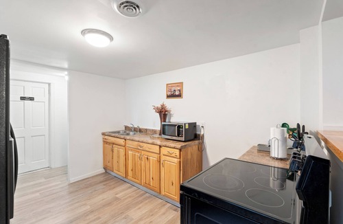 Hornell Apartment | 3-bedroom apartment for family vacation in fingerlake region