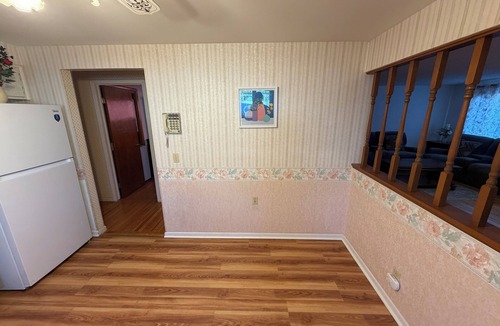 Depew House | 3-bedroom house in close to the airport Buffalo family- friendly no pets allowed
