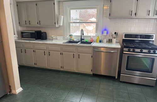 Highland Square House | 3-bedroom house in gorgeous Akron located in Highland Square
