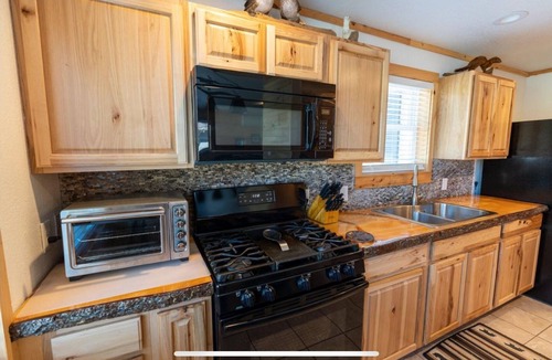 Embden House | 3 bedroom Lakeside Home Embden Pond