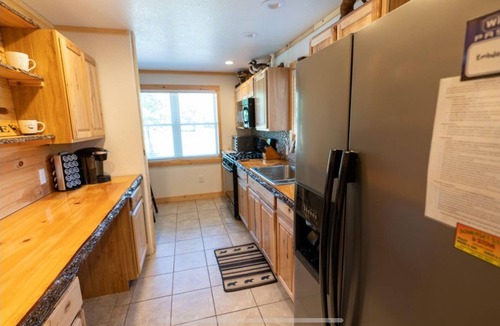 Embden House | 3 bedroom Lakeside Home Embden Pond