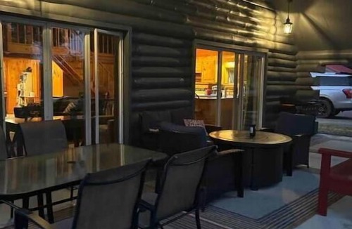 Fort Fairfield Cabin | 3-Bedroom Log Cabin With Fireplace, Covered Patio, and View