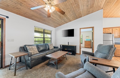 Kimberling City Cabin | 3 BR Waterfront Cabin w/Pool + Swim & Boat dock
