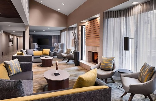 Middletown Hotel | 3 Convenient Room Located at Route 114 | Budget Wise w/Free Parking