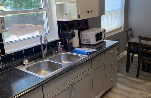 Zanesville House | 3BR/2BA North End, All Ammenities Included!