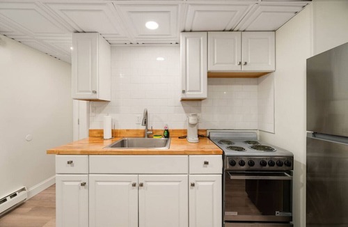 Sylvan Beach Apartment | 3BR Beach Apartment | The Beachside Co. #12