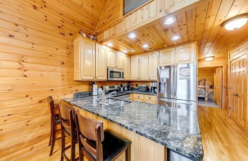 Helen Cabin | 3BR Helen cabin with hot tub, mountain views, fireplace, and near downtown.