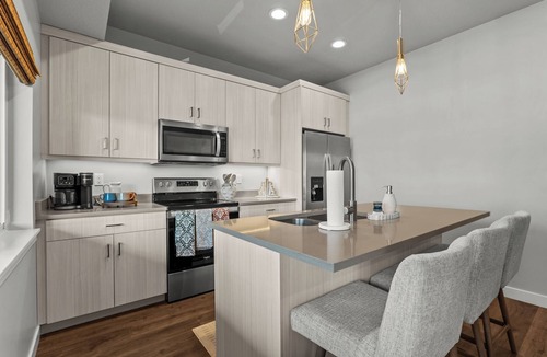 Draper House | 3BR Townhouse in the heart of Draper, Utah