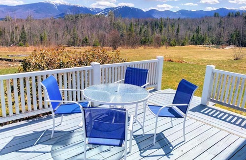 Sugar Hill House | 3L Cabin in picturesque Sugar Hill, breathtaking views, minutes from White Mountains attractions