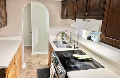 South Side House | 4-bedroom FAMILY FRIENDLY REMODELDED HOME Corpus Christi with new c/ha, fenced.