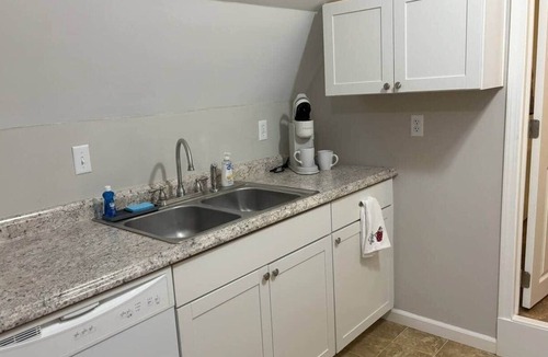 Erie Apartment | 4 Blocks to the Erie Beaches