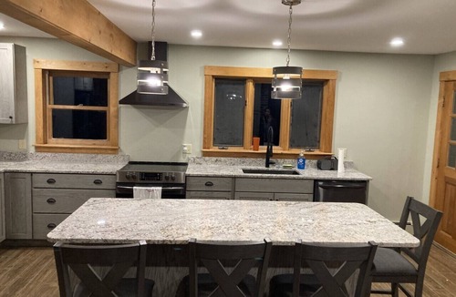 Rangeley Plantation House | 4 BR Mountain View Adventure on 15 Acres