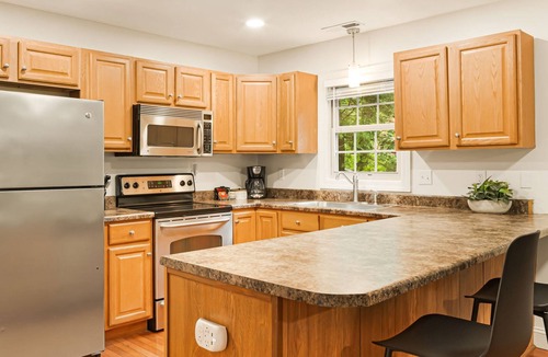 Asheville House | 4 Cottages · 4 Hot Tubs · Fire Pit · Nr Biltmore