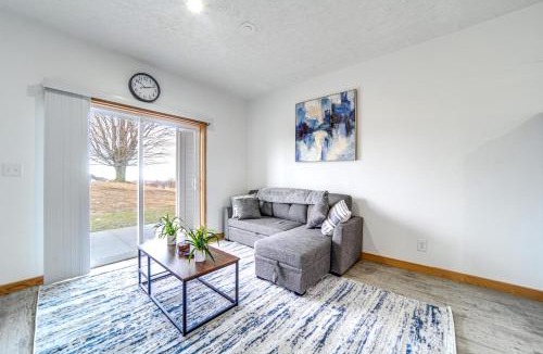 Erie House | 4 Mi to Lake Erie: Condo in Golf Community