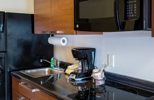 Monaca Hotel | 4 Modern Extended-Stay Rooms w/All Essentials for Business