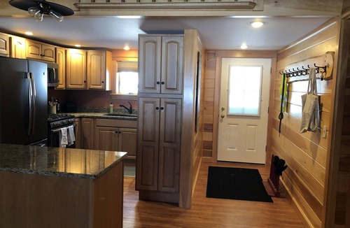 Greenwood House | 4 season lakefront house on Twitchell Pond, private dock- near skiing