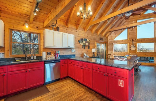Marshall Cabin | 48 Acres - Fire Pit - Game Room - Near Asheville