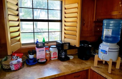 Cleburne Cabin | 4B/4B Log Cabin Guesthouse includes an Old Western Town, Saloon & Firepit!