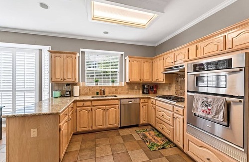 Grapevine House | 4BR, 2.5BA, sleeps 10, Carroll ISD
