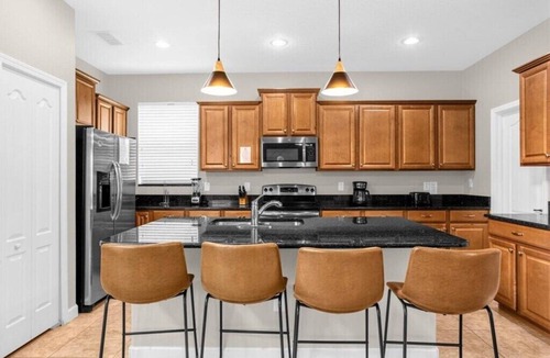Bay Lake House | 5 BD/5 BA/Paradise Palms (2966 BP)