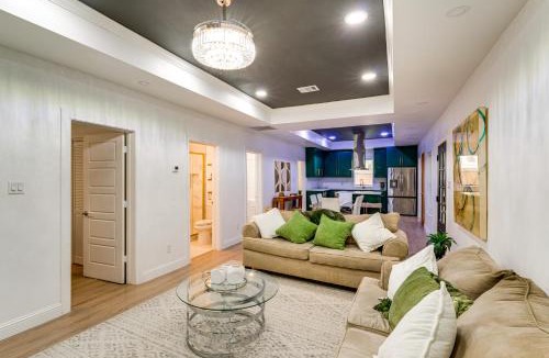 Oak Cliff House | 5 Mi to Dtwn: Dallas Home w/Patio & Fire Pit!