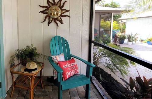 Naples Park Cottage | 562 Shady Palm Cottage | New Pool | Mins 2 Beaches