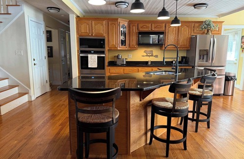 Villa Rica House | 6BR Country Estate - Wrap-Around Porch, 600sf Study & Amazing Views