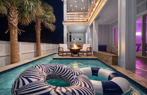 Port Aransas House | 6BR Padre Island Area Beach House w/Private Pool, Sleeps 12 – Corpus Christi, TX
